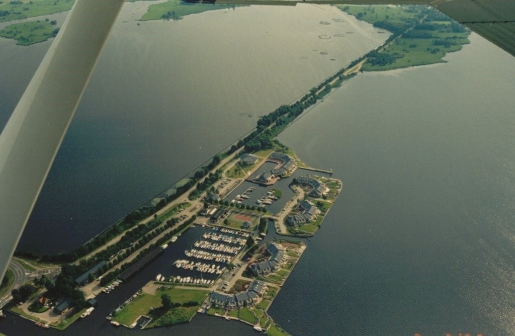Luchtfoto BH klein.jpg